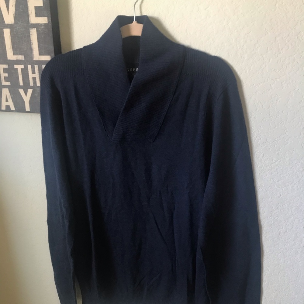 NWOT Guess sweater Size M